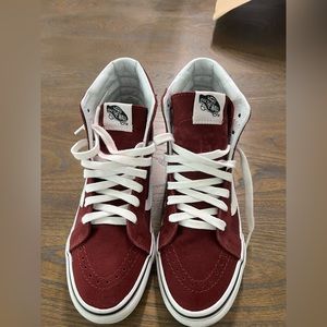 Vans SK8-HI MONOGRAM SHOE- Windsor Wine. Size 5.5 men 7.0 Women
